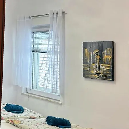 Eny Apartman